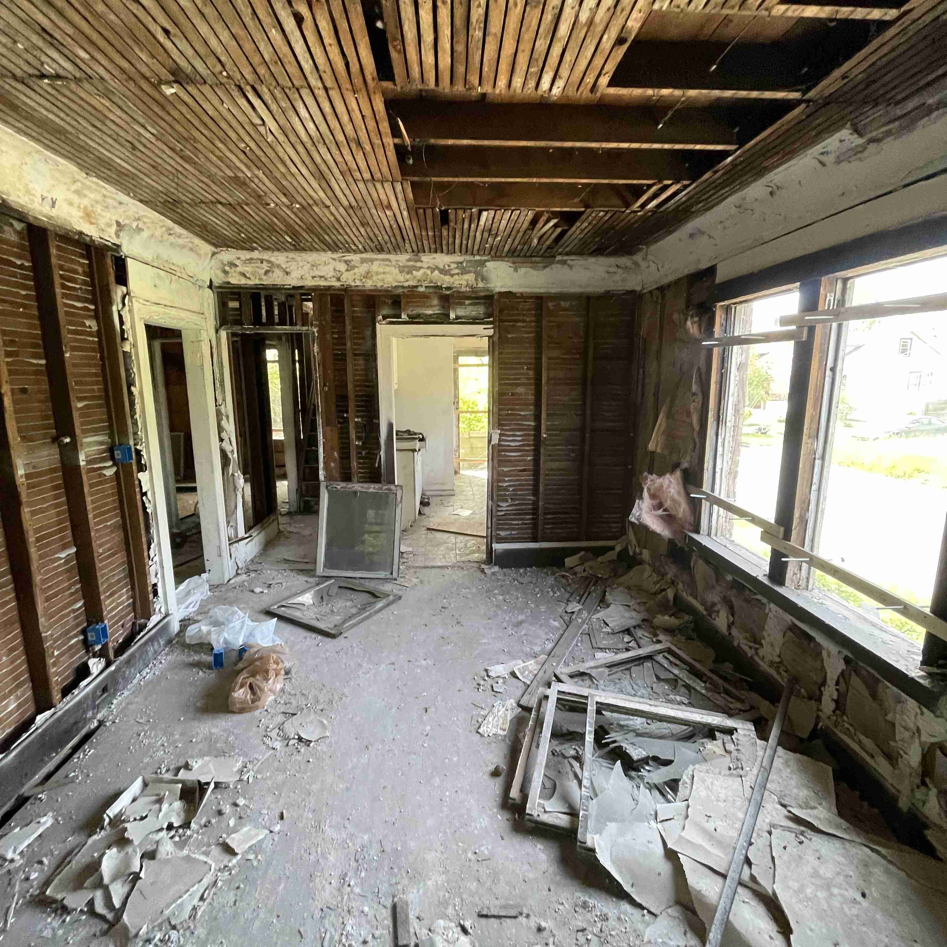 5605 S Martindale (23).jpg